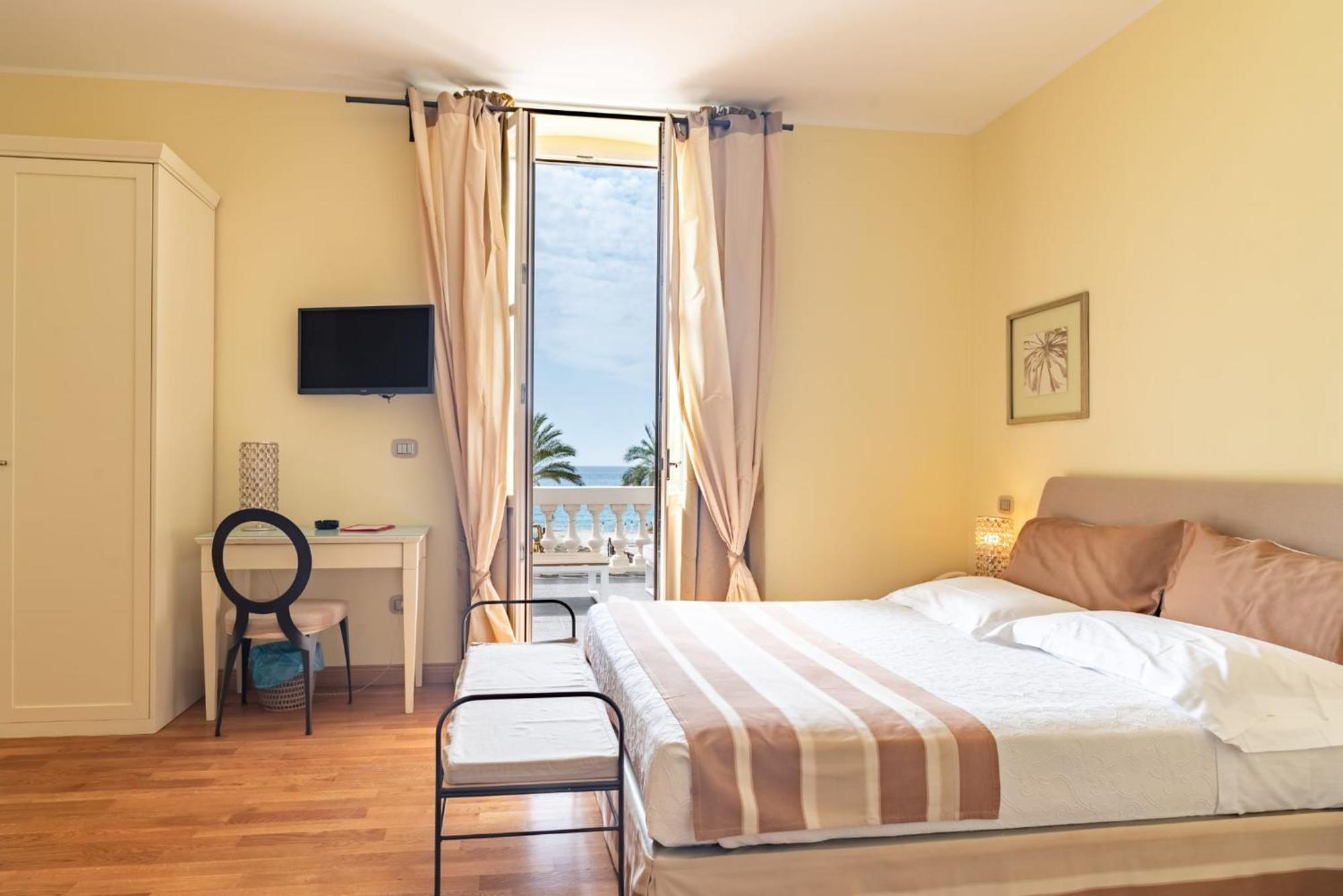 Hotel De La